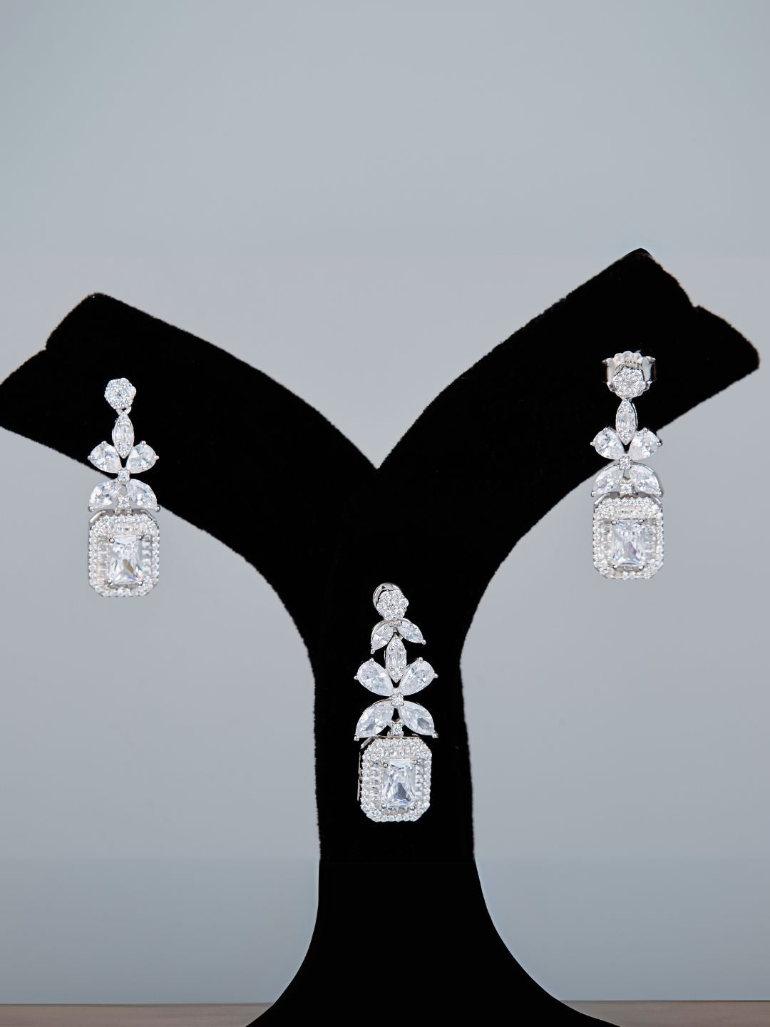 Tansi Jewels White Gold Mixed Cut Cluster Drop Pendant Set With Earrings